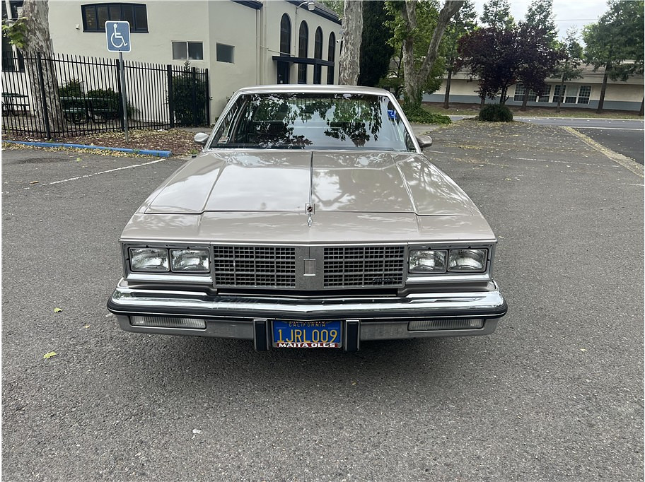 oldsmobile cutlass supreme 1984 1G3AM69YXER369634 image oldsmobile cutlass supreme 1984 1G3AM69YXER369634 image